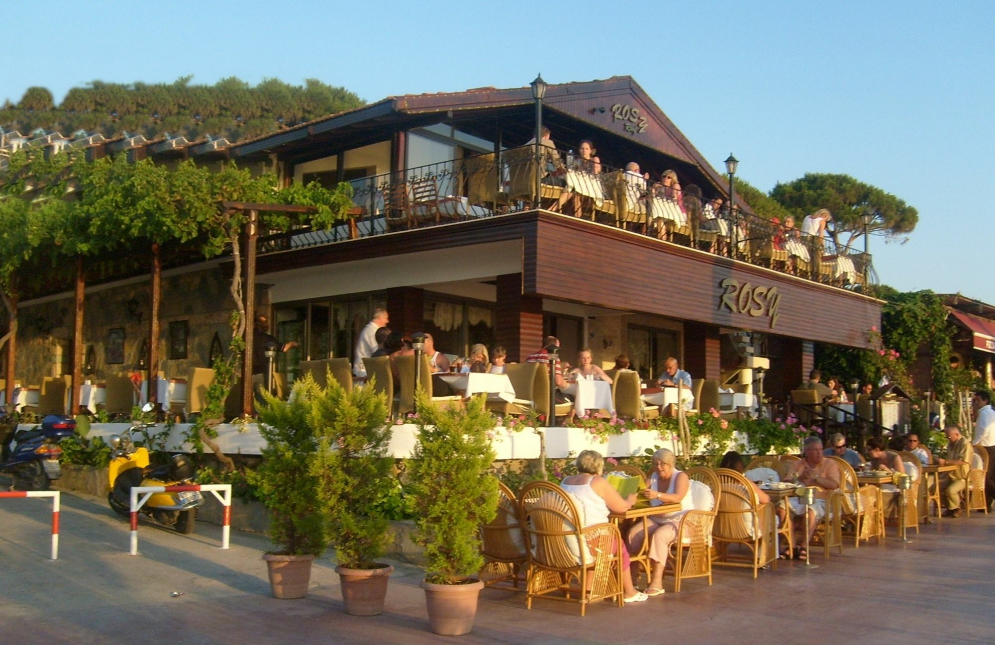 Rosy Hotel Kusadasi Bagian luar foto